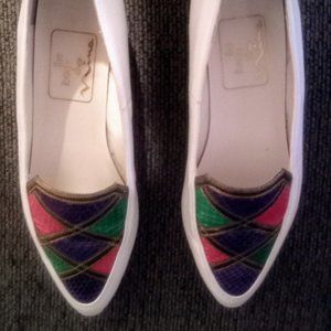 Women's  genuine leather Touch of Nina dress shoe